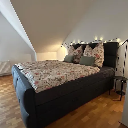 Apartment Schoene 2 Am Zentrum Von Naumburg (Saale)
