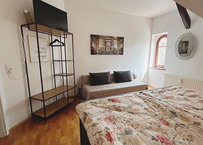 Schöne 2 Am Zentrum Von * Naumburg (Saale)