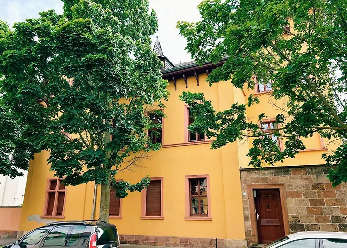 Schöne 2 Am Zentrum Von Naumburg (Saale)