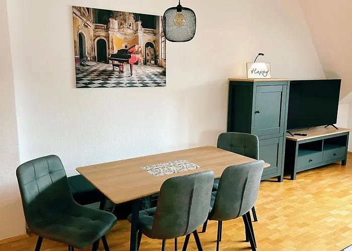 Schöne 2 Am Zentrum Von Naumburg (Saale)